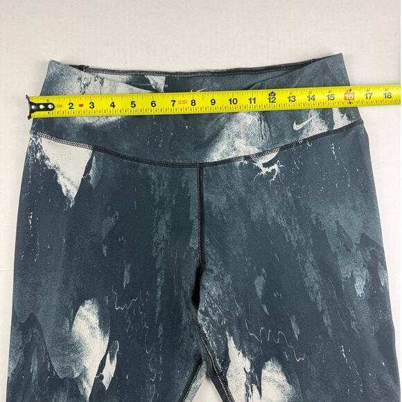 Nike Dri-Fit Women's Abstract Marble Cropped Leggings L - Picture 4 of 6